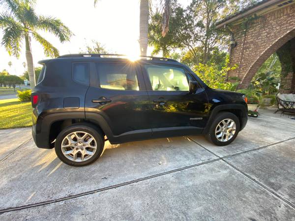 2018 Jeep Renegade $1,350 DOWN 60K mikes - cars & trucks - by dealer... for sale in Port Isabel, TX – photo 2