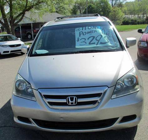 2006 Honda Odyssey silver - - by dealer - vehicle for sale in Louisville, KY – photo 3