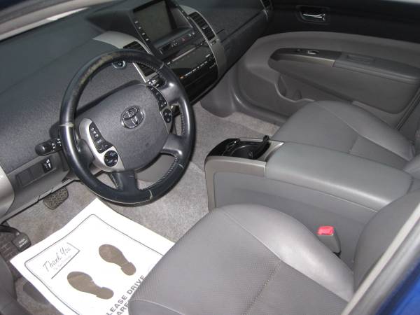 2008 Prius Touring, Leather, NAV, 169KMi, NAV, B/U Cam, 19 Hybds Avail for sale in milwaukee, WI – photo 10