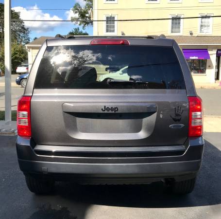 2015 Jeep Patriot Altitude Carfax Certified - cars & trucks - by... for sale in Red Bank, NJ – photo 5