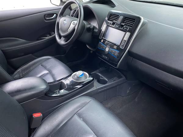 2015 Nissan LEAF SL Hatchback 4D hatchback White - FINANCE ONLINE -... for sale in Arlington, District Of Columbia – photo 23
