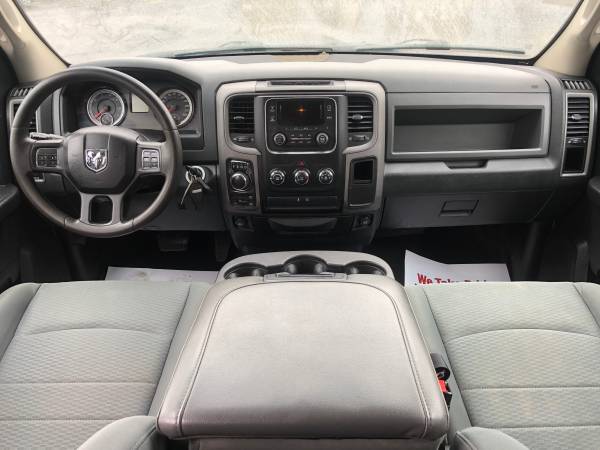 Clean Carfax! 2016 Ram 1500! 4x4! Crew Cab! Very Sharp! for sale in Ortonville, MI – photo 20