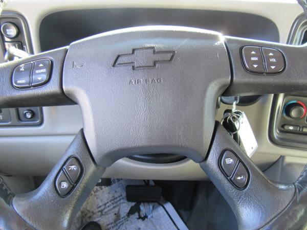 2004 Chevy Silverado 2500HD LT 4X4 Crew Cab Short Box Leather!!! -... for sale in Billings, MT – photo 16