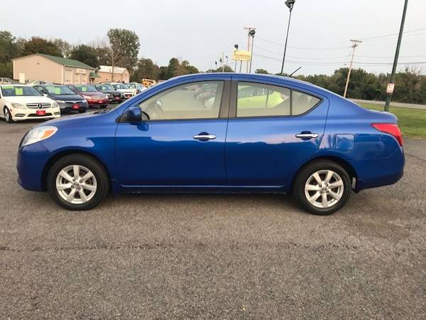 2012 Nissan Versa 1.6 SL - cars & trucks - by dealer - vehicle... for sale in Spencerport, NY – photo 3