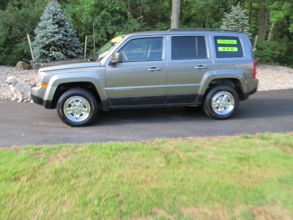 *** 2014 JEEP PATRIOT SPORT *** - cars & trucks - by dealer -... for sale in GREECE, NY – photo 2