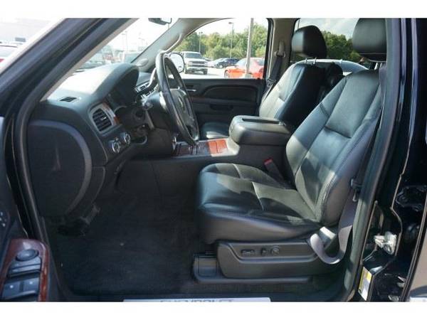 2011 Chevrolet Suburban 1500 LTZ - SUV for sale in Ardmore, TX – photo 12