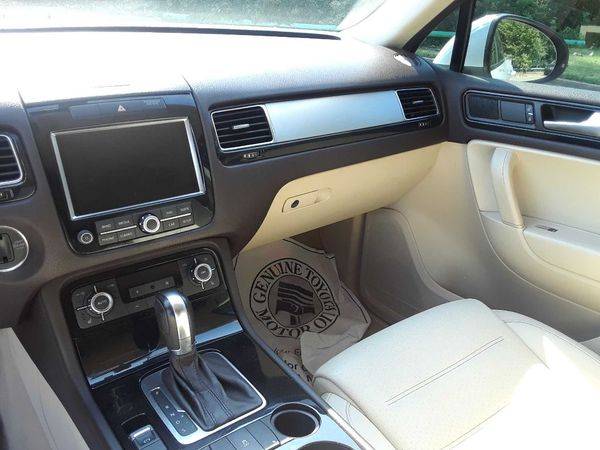 2012 VOLKSWAGEN TOUAREG V6 ***APPROVALS IN 10 MINUTES*** for sale in Memphis, TN – photo 16