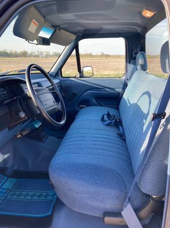1994 Ford F-150 XL RWD OBS Manual for sale in WAUKEE, IA – photo 8