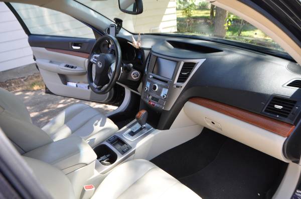 2013 Subaru Outback 3 6R Limited for sale in Santa Rosa, CA – photo 8