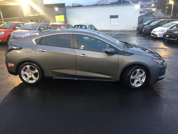 2017 Chevrolet Volt with only 15,644 Miles lt w/ leather-peninsula -... for sale in Daly City, CA – photo 7