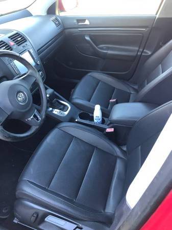 2010 Volkswagen Jetta, 2.5 very reliable, cold a.c., runs smooth -... for sale in Kyle, TX – photo 3