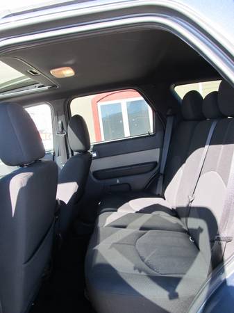 2011 MERCURY MARINER - cars & trucks - by dealer - vehicle... for sale in Woodburn, IN – photo 23