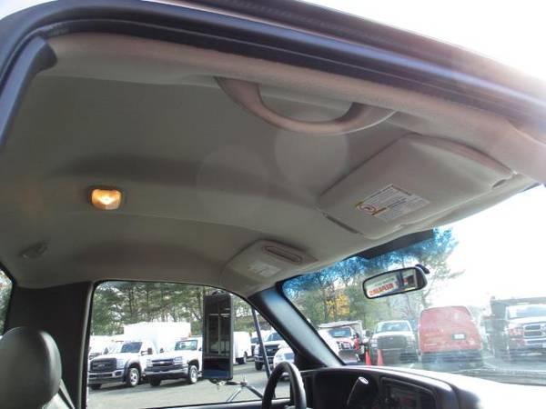2007 Chevrolet Silverado 3500 Classic REG. CAB 4X4 GAS, CAB CHASSIS... for sale in south amboy, VA – photo 18