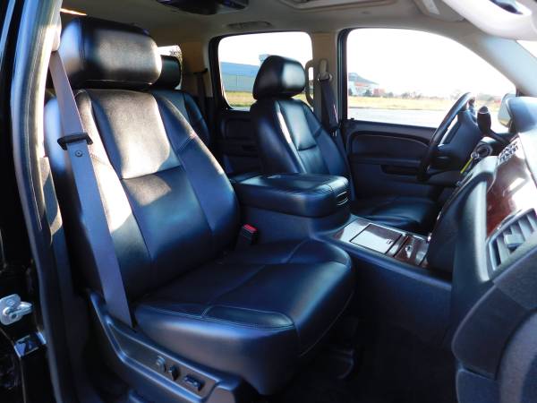 LIFTED 11 CHEVY SUBURBAN 1500 LTZ 4X4 *LEATHER SUNROOF NEW... for sale in KERNERSVILLE, SC – photo 22