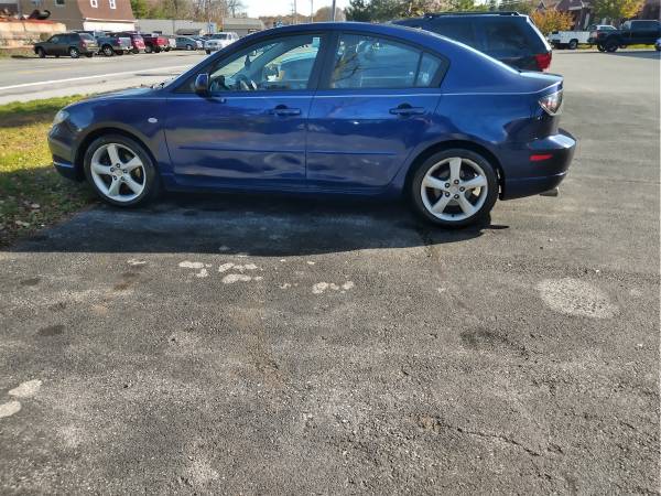 Nice looking blue 05 mazda 3 - cars & trucks - by dealer - vehicle... for sale in Newburgh, NY – photo 13