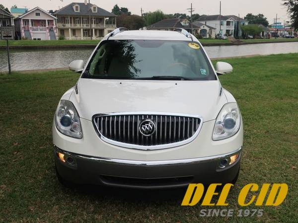 Buick Enclave !!! Leather, Backup Camera, 3rd Row Seating !!! 😎 for sale in New Orleans, LA – photo 2