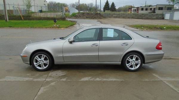 04 mercedes E500..clean car.AWD,115000 miles..$5500 **Call Us Today... for sale in Waterloo, IA – photo 3