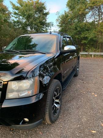 2007 Chevy Avalanche LTZ for sale in Canton, OH – photo 7