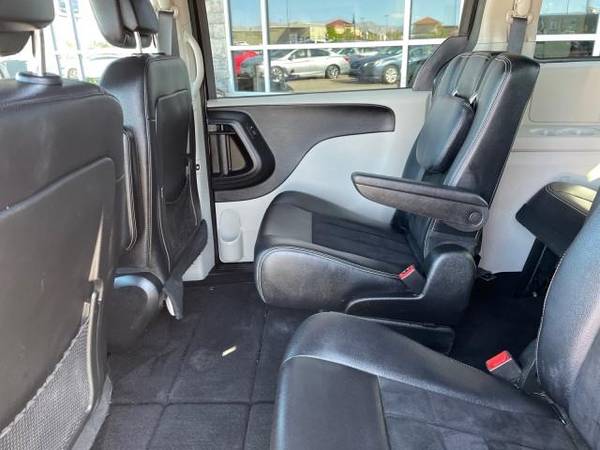 2018 Dodge Grand Caravan - - by dealer - vehicle for sale in Grand Junction, CO – photo 19