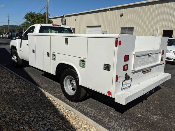 *2013 Chevrolet 3500HD Service Utility Truck*We Finance EIN & ITIN* for sale in Knoxville, NC – photo 2