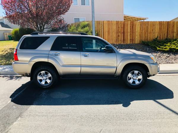 2007 Toyota 4Runner Sport Automatic Transmission 4-Wheel Drive for sale in Reno, NV – photo 3