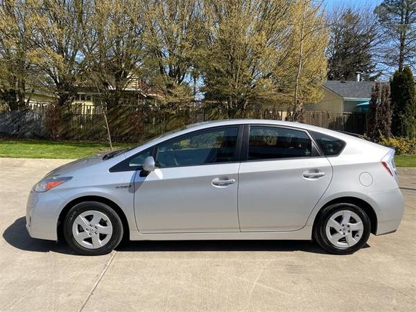 2010 Toyota Prius Clean Title! All Weather Mats 2 Keys & Remotes for sale in Portland, OR – photo 5