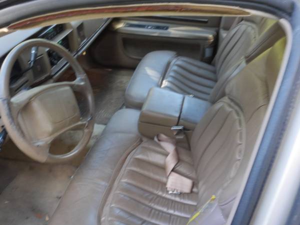1994 Buick Roadmaster - cars & trucks - by owner - vehicle... for sale in Arcadia, FL – photo 2