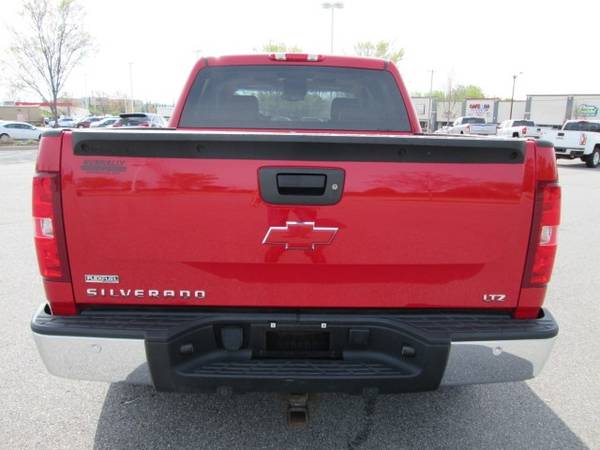 2009 Chevy Chevrolet Silverado 1500 LTZ pickup Victory Red - cars & for sale in Bentonville, AR – photo 4
