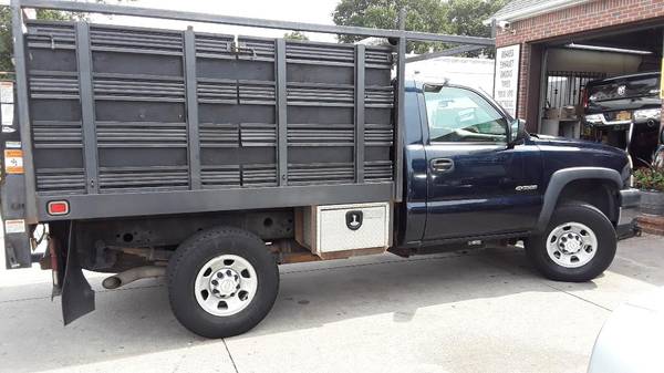 2006 chevy flatbed stake bed rack body with liftgate for sale in Elmont, NY – photo 5