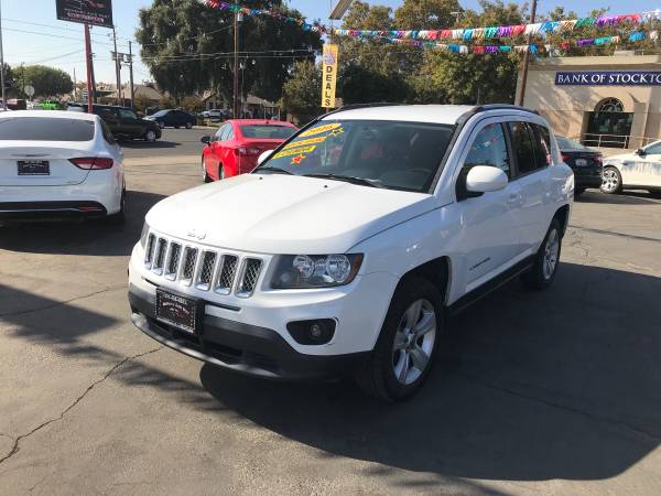 2016 Jeep Compass Latitude SUV (Easy Financing, Fast Approval) -... for sale in Turlcok, CA – photo 4