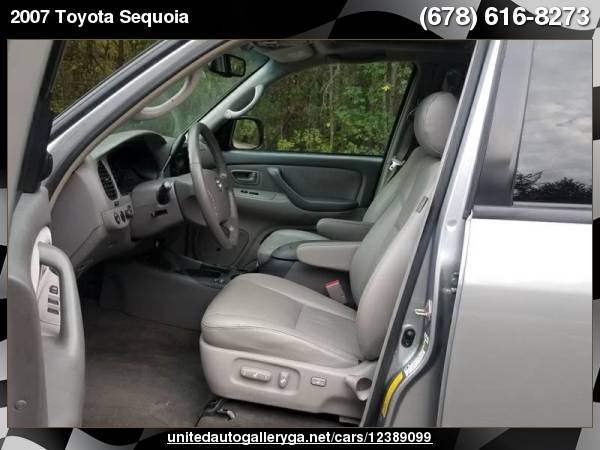 2007 Toyota Sequoia SR5 4dr SUV 4WD Financing Available! for sale in Suwanee, GA – photo 4