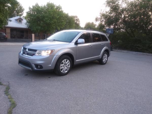 2018 dodge journey v6 3 6 only 33, 000 miles - - by for sale in Albuquerque, NM – photo 3