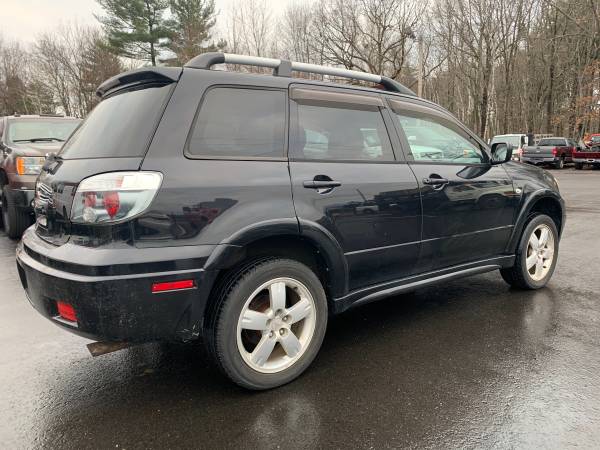 2005 MITSUBISHI OUTLANDER LIMITED LEATHER SUNROOF WARRANTY! 113K... for sale in Kittery, ME – photo 3