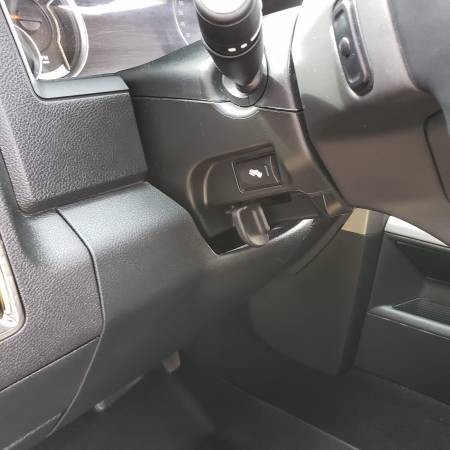 2018 Ram 1500 Sport Night Edition 4x4 for sale in Elkhart, IN – photo 17
