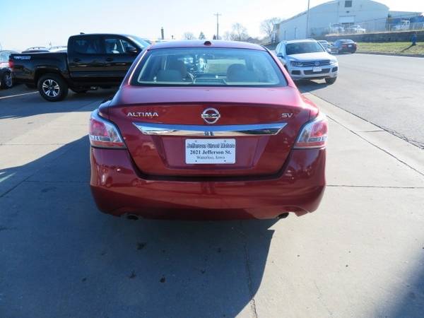 2014 Nissan Altima... 54,000 Miles... $5,999 - cars & trucks - by... for sale in Waterloo, IA – photo 4