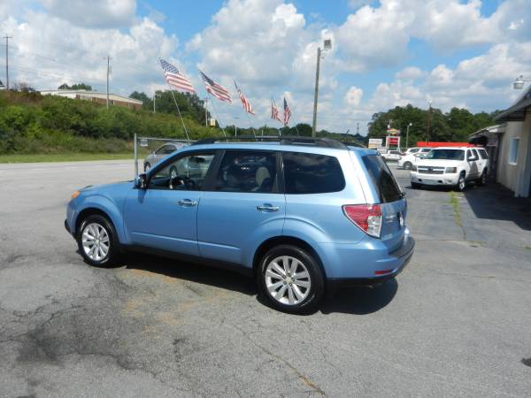 ***2011 SUBARU FORESTER 2.5 X PREMIUM**CARFAX 1-OWNER*MUST... for sale in Greenville, SC – photo 2