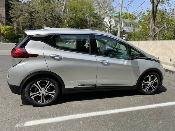Chevrolet Bolt Electric 2017 for sale in Bronx, NY – photo 4
