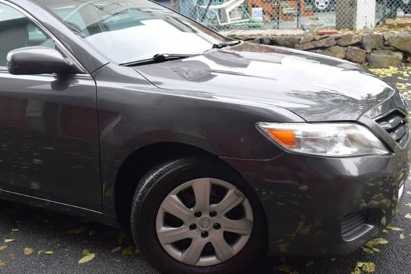 *2011* *Toyota* *Camry* *LE 4dr Sedan 6A* - cars & trucks - by... for sale in Paterson, CT – photo 13