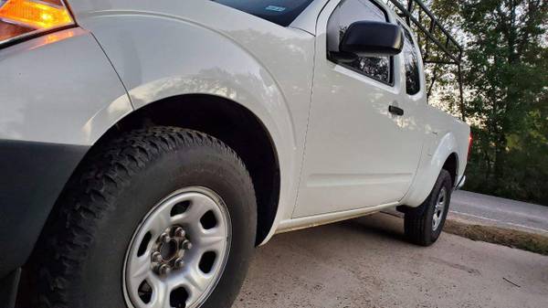 2013 nissan frontier - cars & trucks - by owner - vehicle automotive... for sale in Houston, TX – photo 2