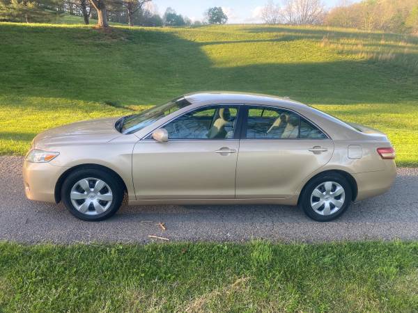 2010 Toyota Camry SE Low Miles for sale in Annville, KY – photo 3