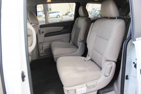 2015 HONDA ODYSSEY LX 16K MILES COLD A/C CAMERA - - by for sale in Honolulu, HI – photo 11