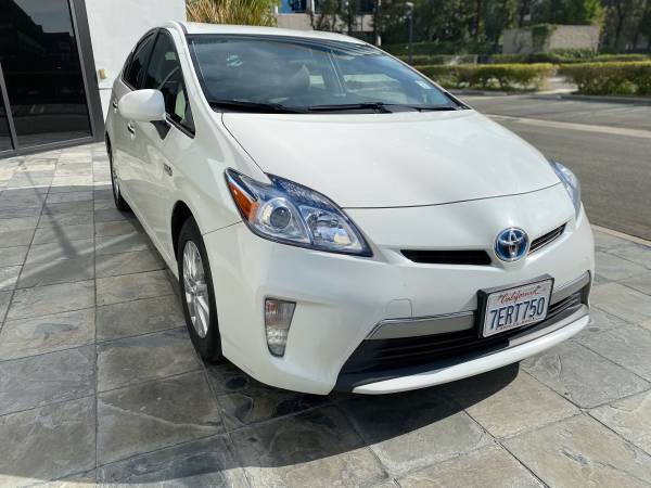 2014 Toyota Prius Plug-In W/ Navigation *Clean Title!* - cars &... for sale in Irvine, CA – photo 12