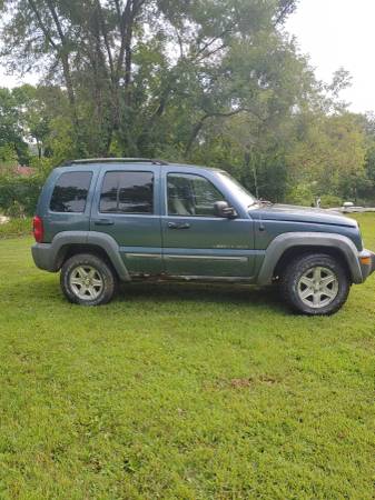 2002 Jeep Liberty Sport - cars & trucks - by owner - vehicle... for sale in Zumbro Falls, MN