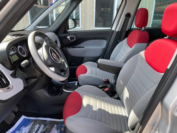 2014 Fiat 500L Easy Hatchback 1 4L Inline4 Clean Title Pristine for sale in Vancouver, OR – photo 9