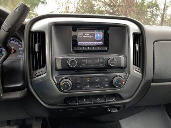 2015 Chevrolet Silverado 1500 LT 4WD Crew Cab - - by for sale in Wilmington, NC – photo 19