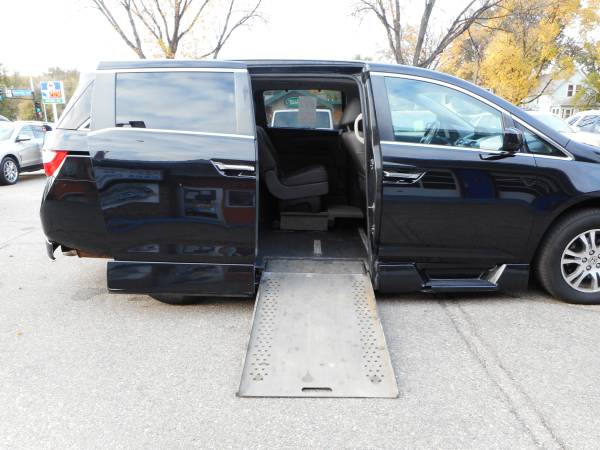 2013 Honda Odyssey Handicap Accessible Van! - cars & trucks - by... for sale in Grand Forks, ND – photo 10