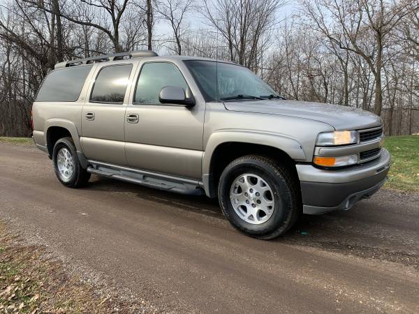 2003 CHEVROLET SUBURBAN 1500 4X4 **RUST FREE** - cars & trucks - by... for sale in Ellsworth, MN – photo 18