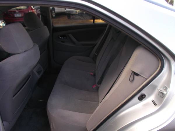 2007 Toyota Camry 4dr Sdn I4 Auto LE (Natl) - - by for sale in Pearl City, HI – photo 8