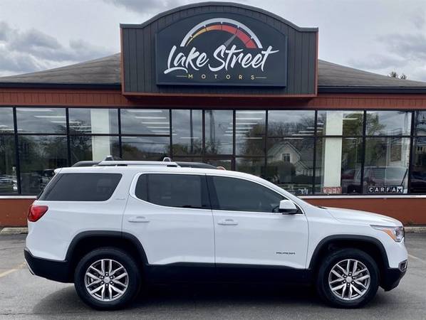 2017 GMC Acadia SLE - - by dealer - vehicle automotive for sale in Grayslake, IL – photo 3
