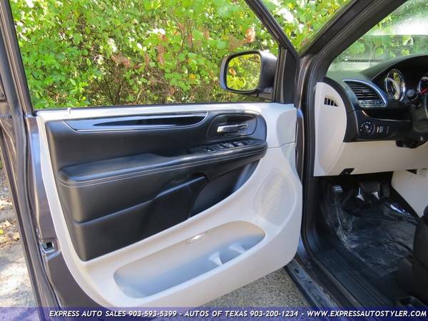 *2017 DODGE GRAND CARAVAN SXT* 1 OWNER/3RD ROW LEATHER/MUCH MORE!!! for sale in Tyler, TX – photo 24